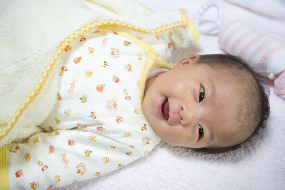 笑っている赤ちゃん