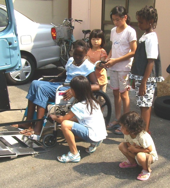 外国にルーツをもつ子供達とボランティア体験