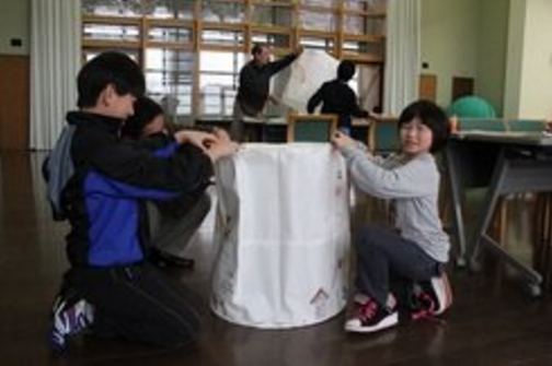 43スカイランタンづくり.jpg を表示しています