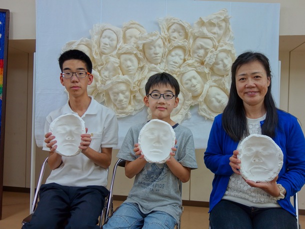 説明: Macintosh HD:Users:futabaterufumi:Desktop:長崎被爆二世、三世　佐藤さん一家.jpg