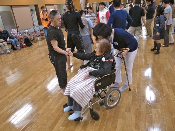 写真_相手の動きを感じて_1