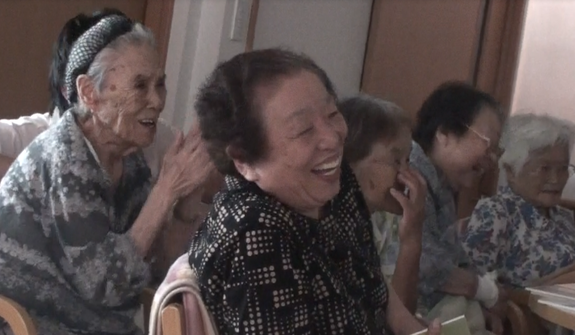 <あいさぽのレクに参加する施設利用者のみなさん1>