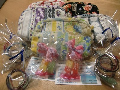 ポーチとペンダント♪